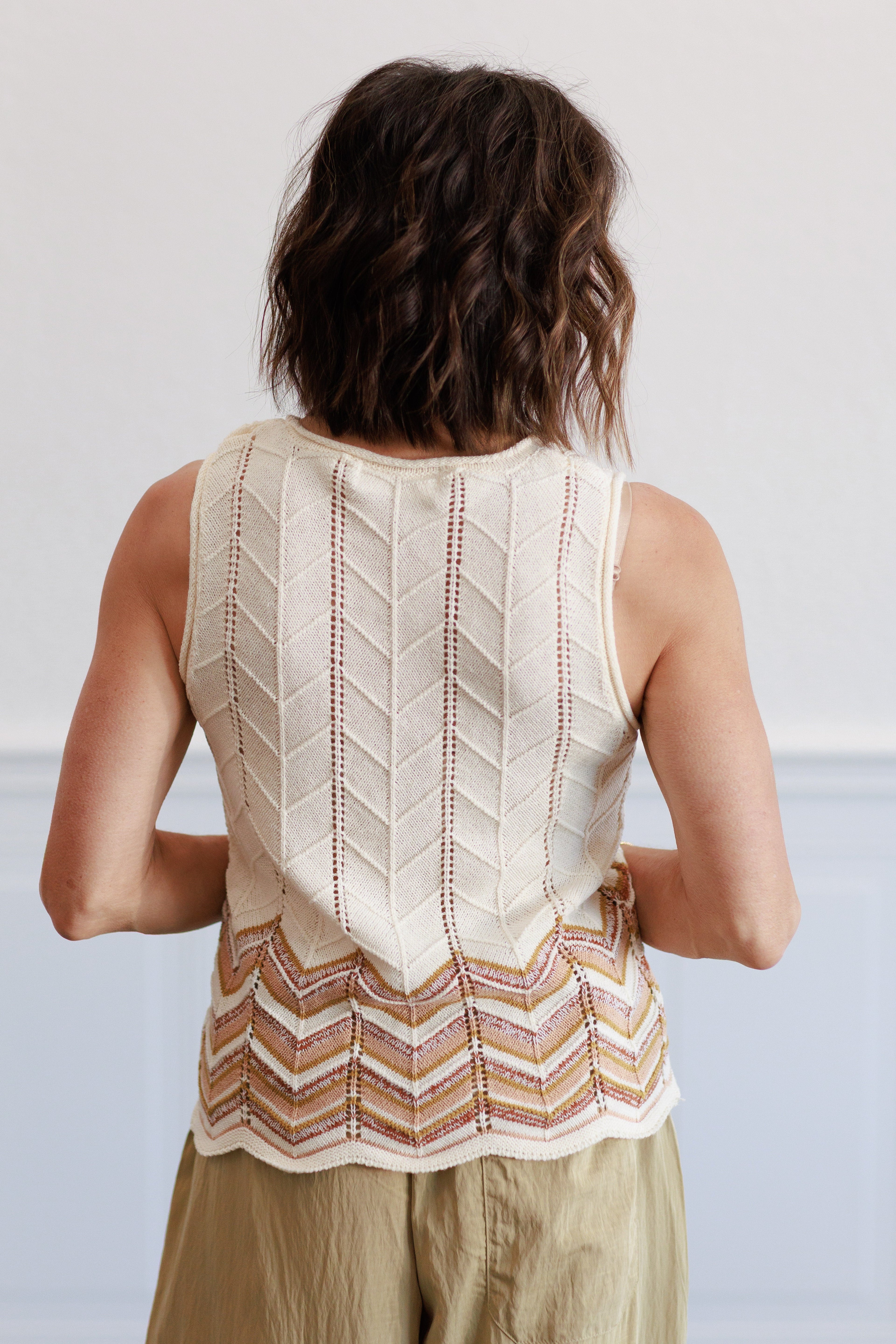 Chevron Patterned Top in Mocha