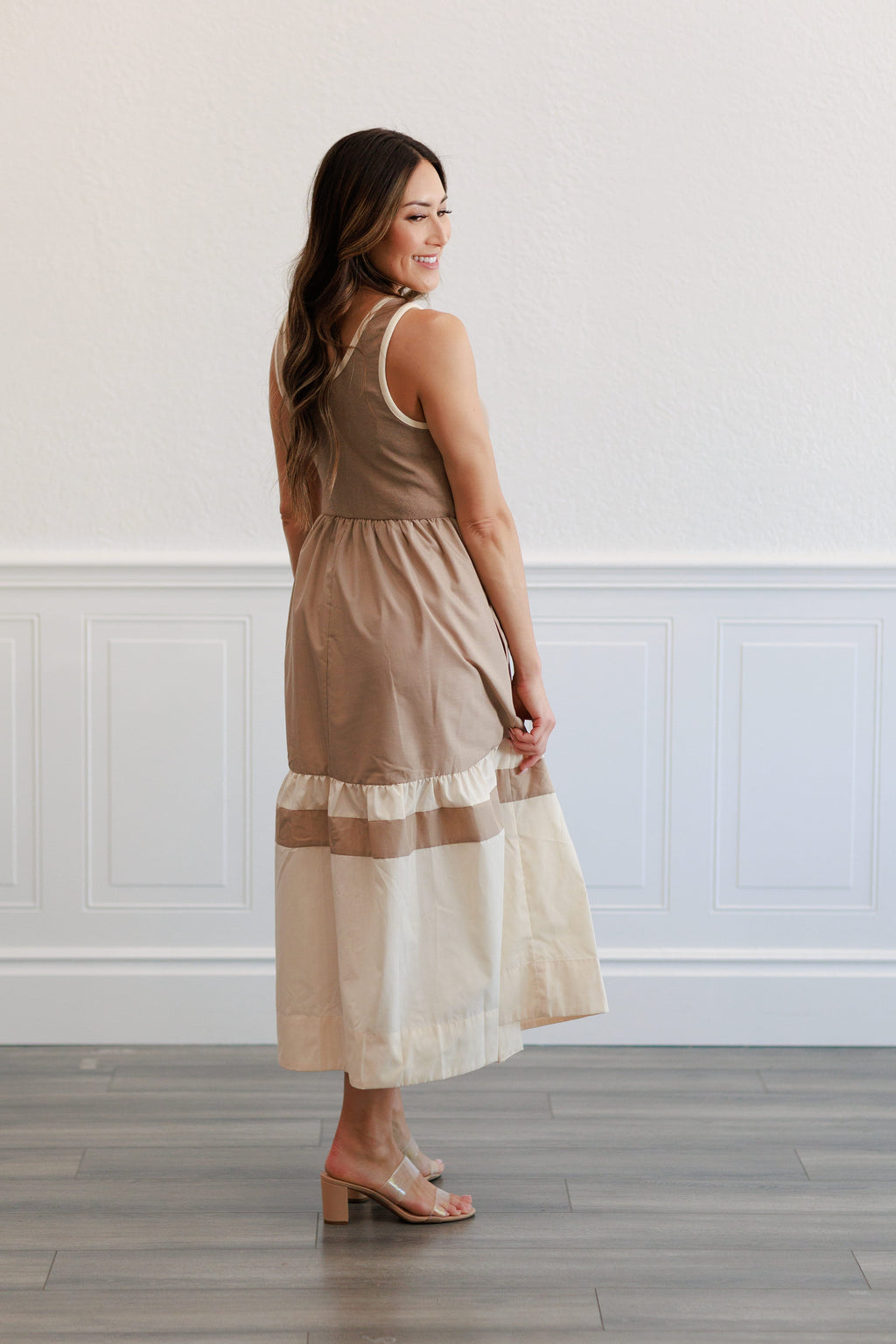 Contrast Trim Midi Dress in Tan