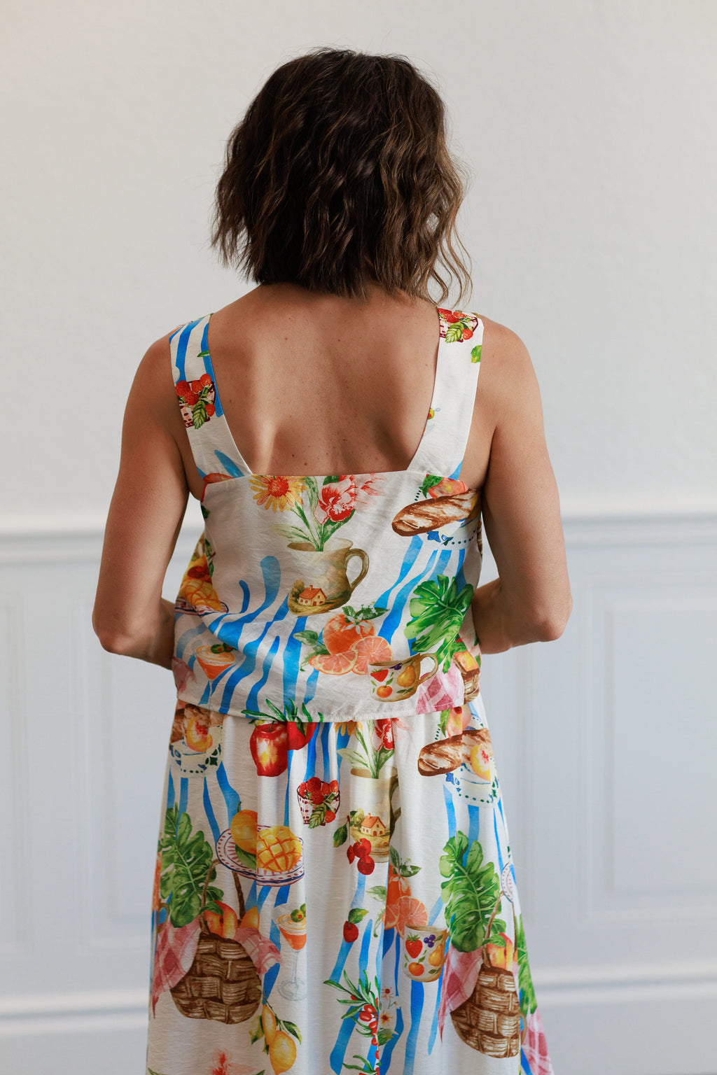 Picnic Tropical Neck Crop Tank Top in Ivory