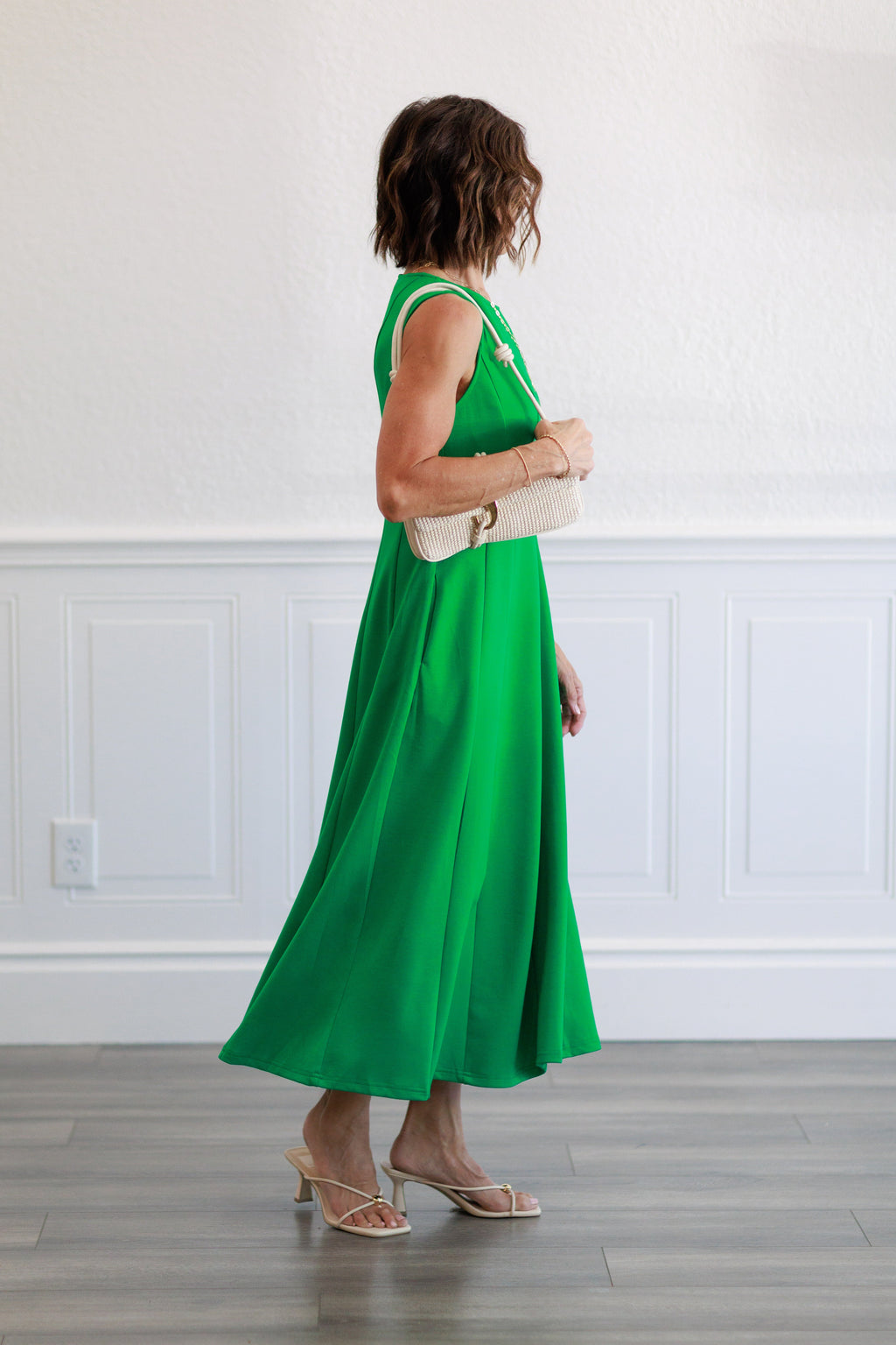 Sleeveless Panel Seam Midi Dress in Green