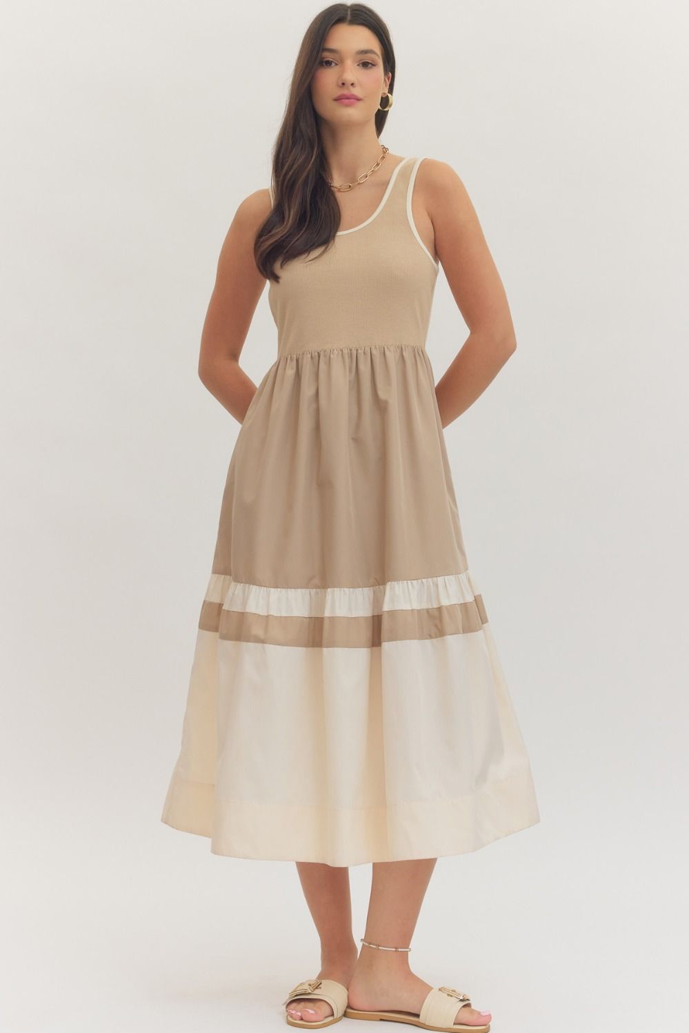 Contrast Trim Midi Dress in Tan