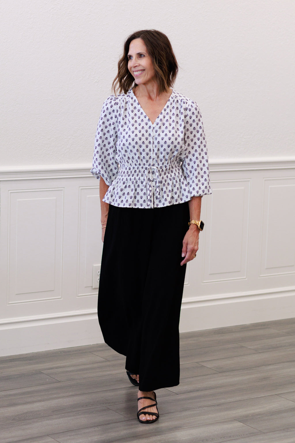Smocked Tie-Waist Wide-Leg Capri in Black