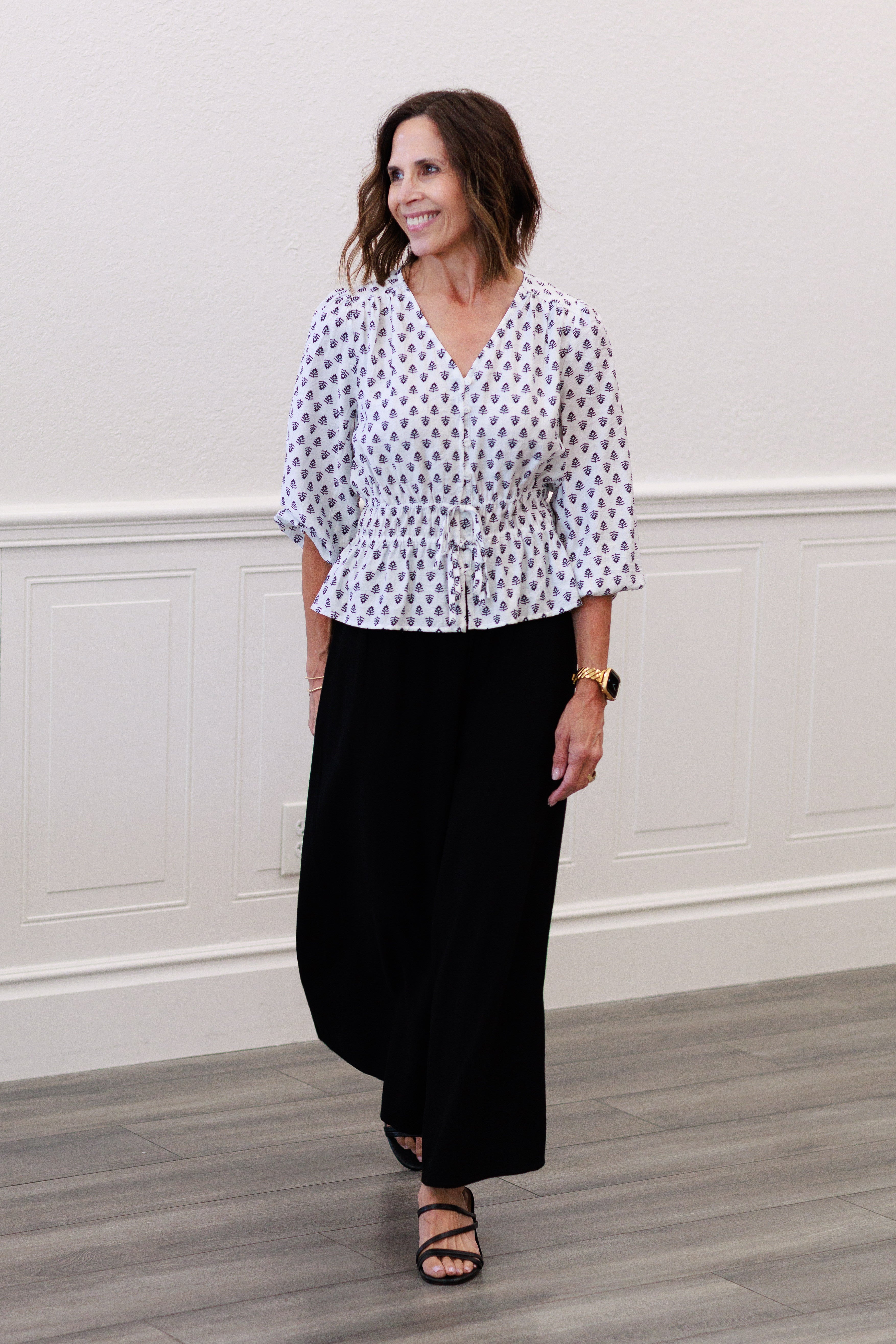 Smocked Tie-Waist Wide-Leg Capri in Black