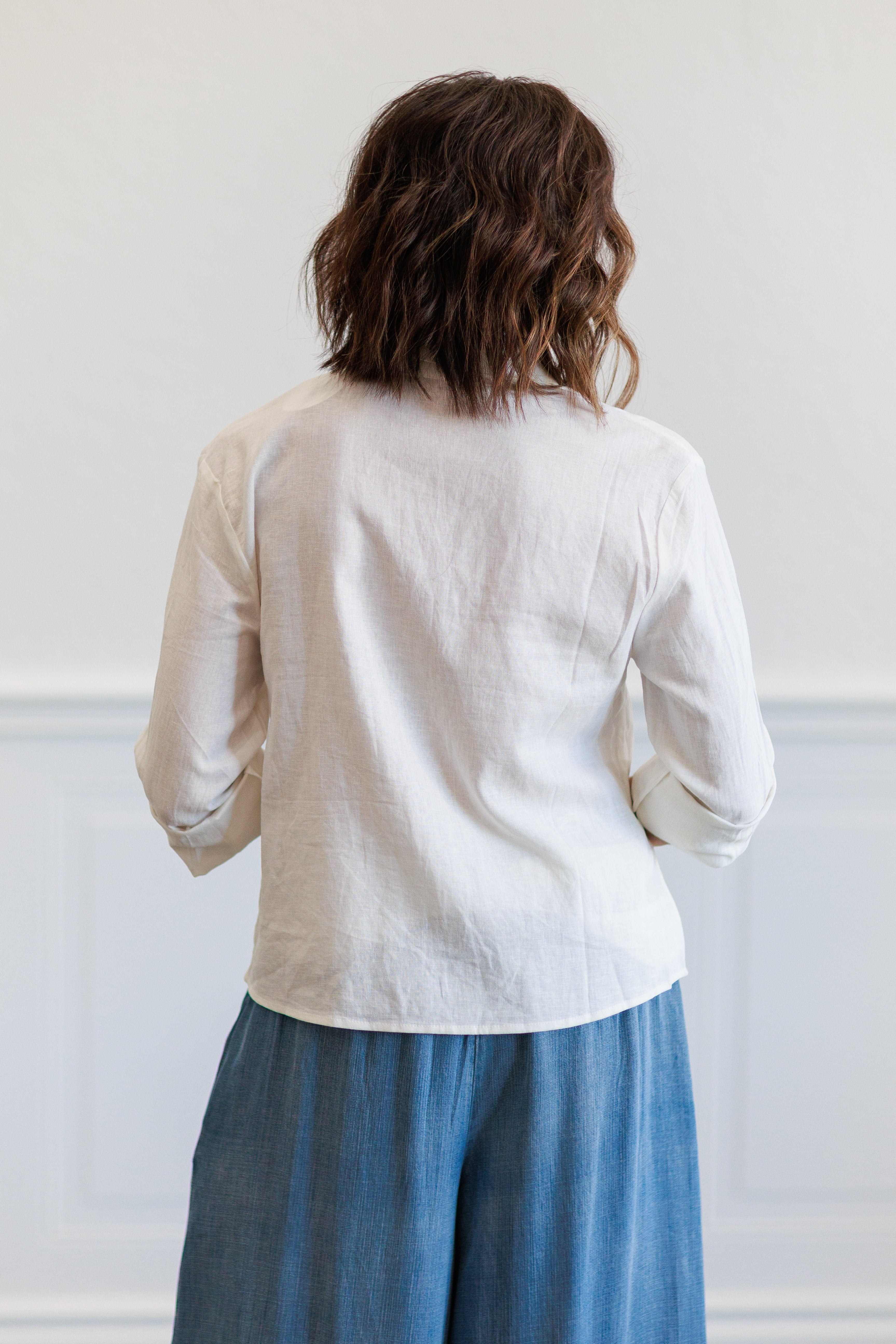 Linen Blend Tie Front Button Down Shirt in Off White