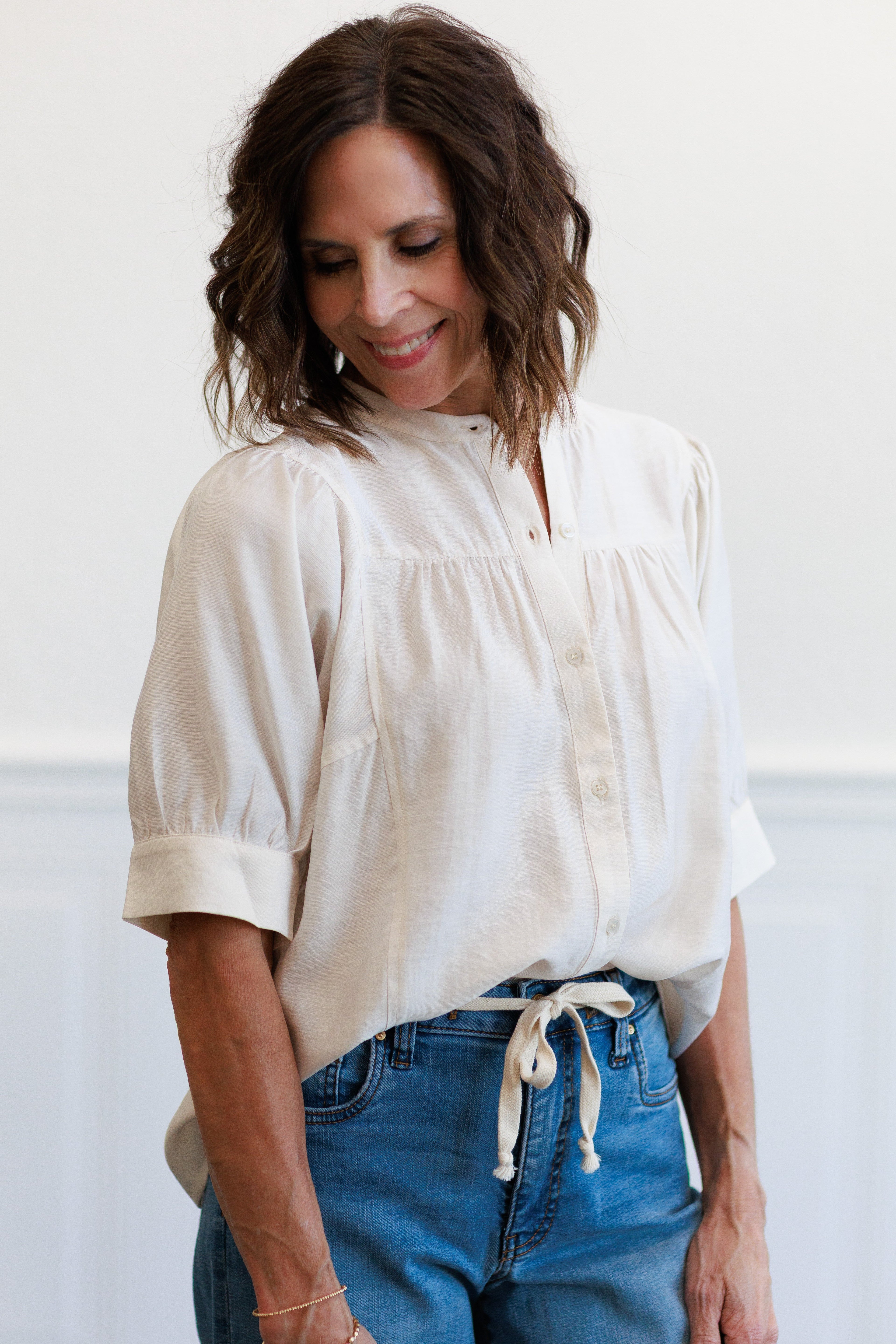 Button Down Short Sleeve Blouse in Ivory