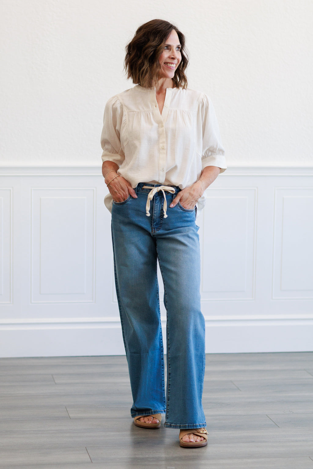 Button Down Short Sleeve Blouse in Ivory
