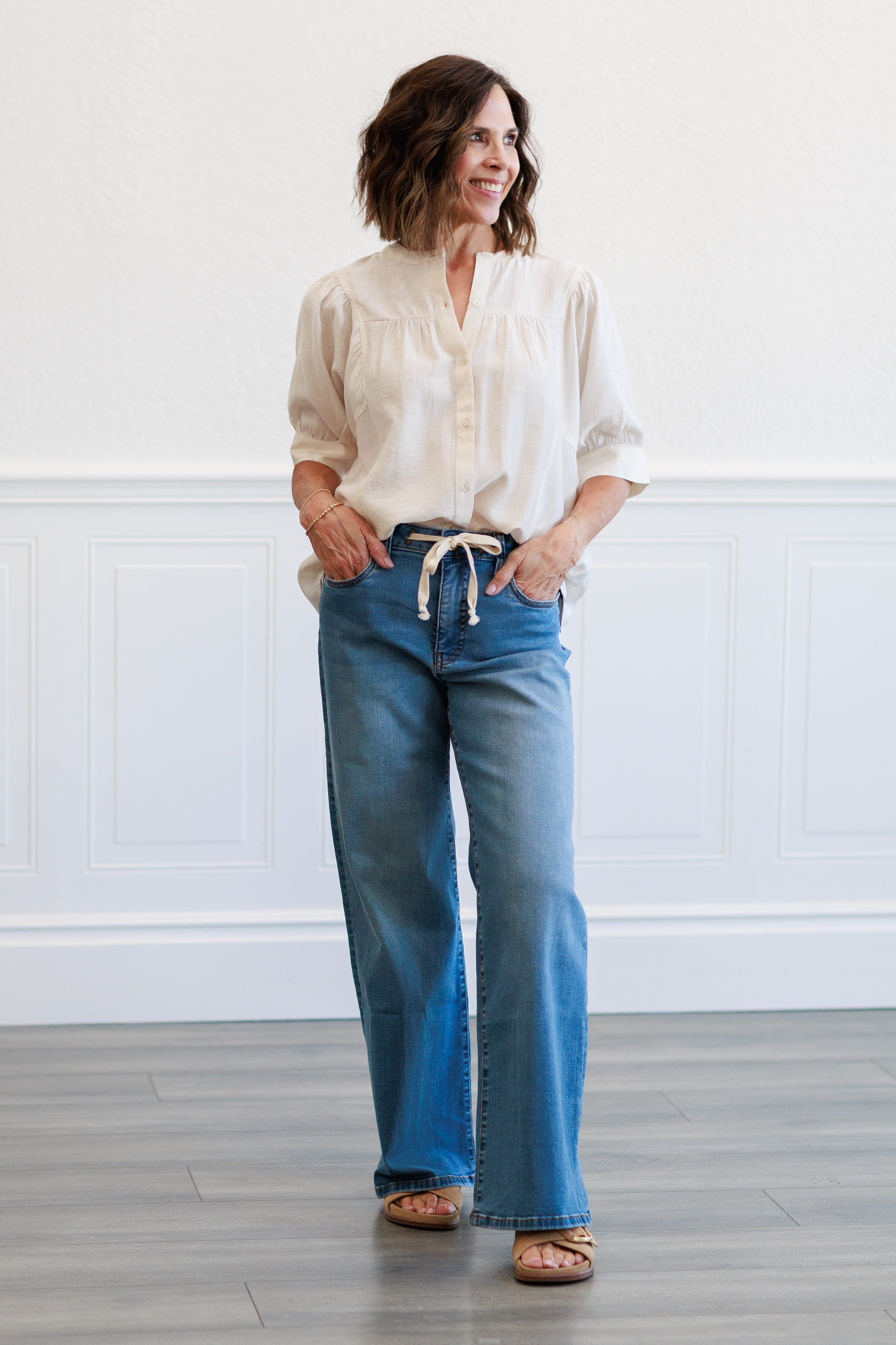 Button Down Short Sleeve Blouse in Ivory