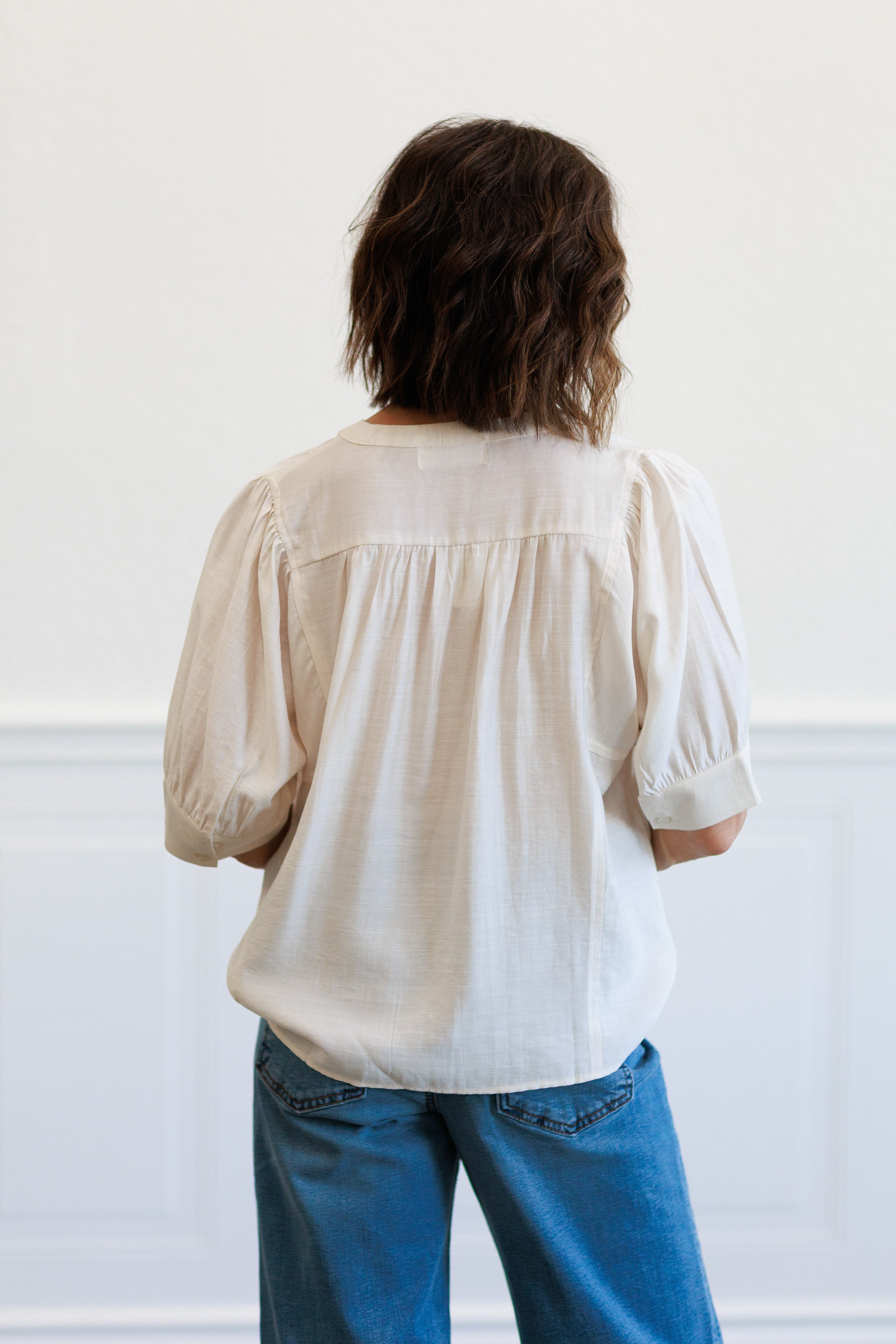 Button Down Short Sleeve Blouse in Ivory