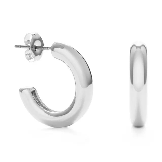 3/4 Basic Hoop Earrings in Silver